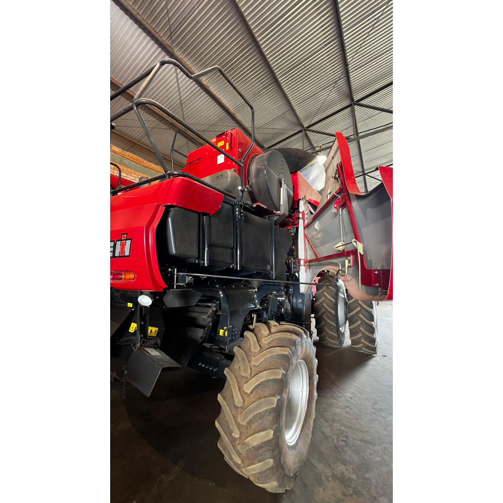 COLHEITADEIRA 8120 CASE IH