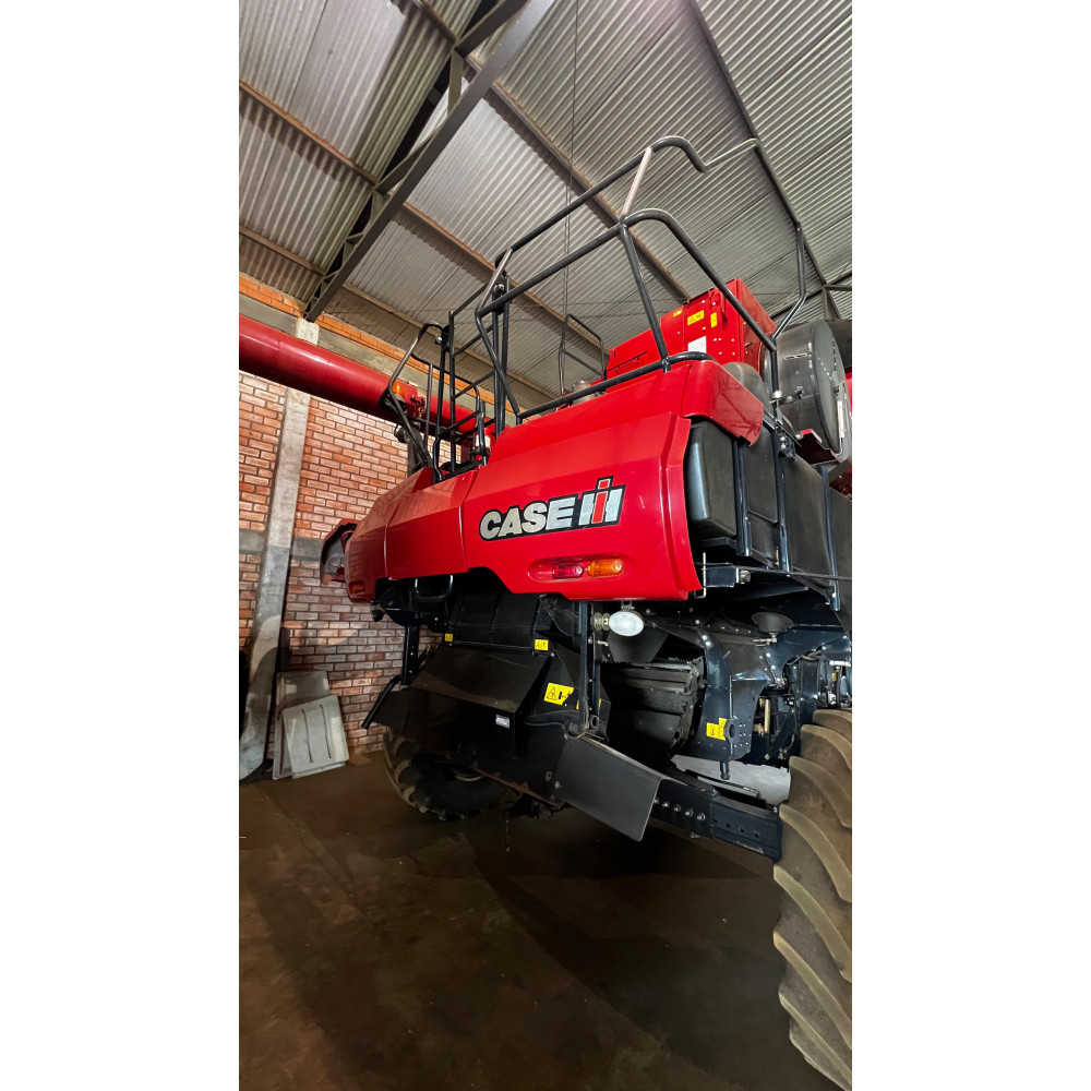 COLHEITADEIRA 8120 CASE IH