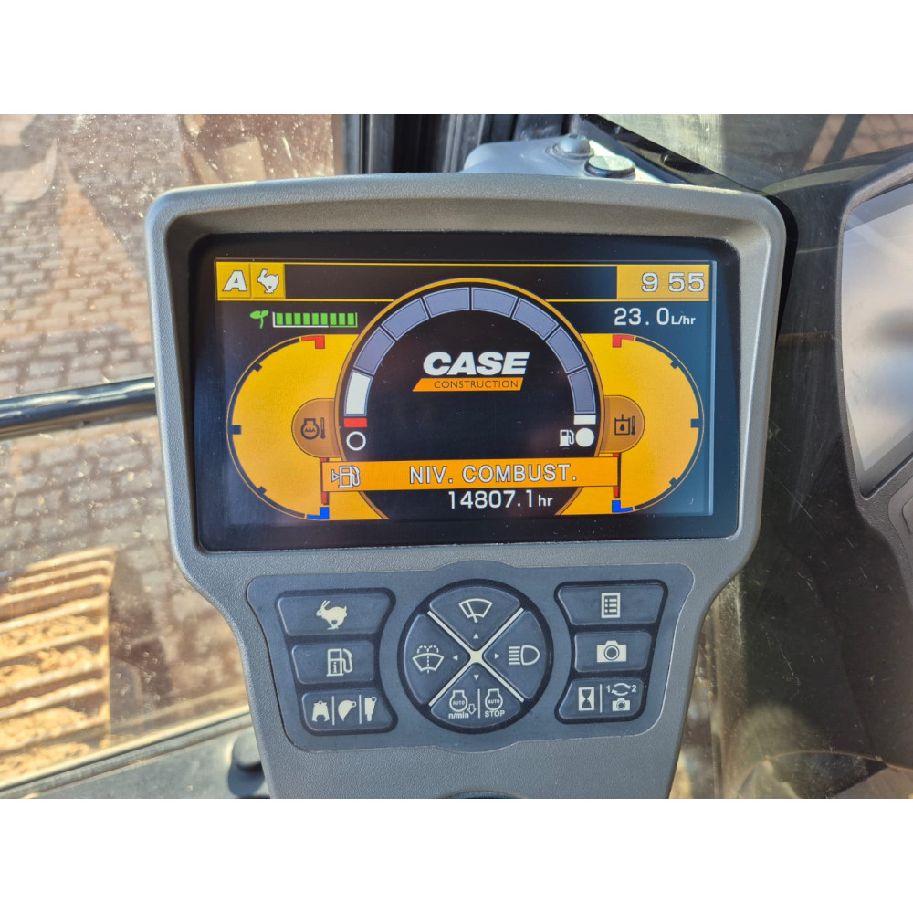 ESACAVADEIRA HIDRÁULICA CX370C