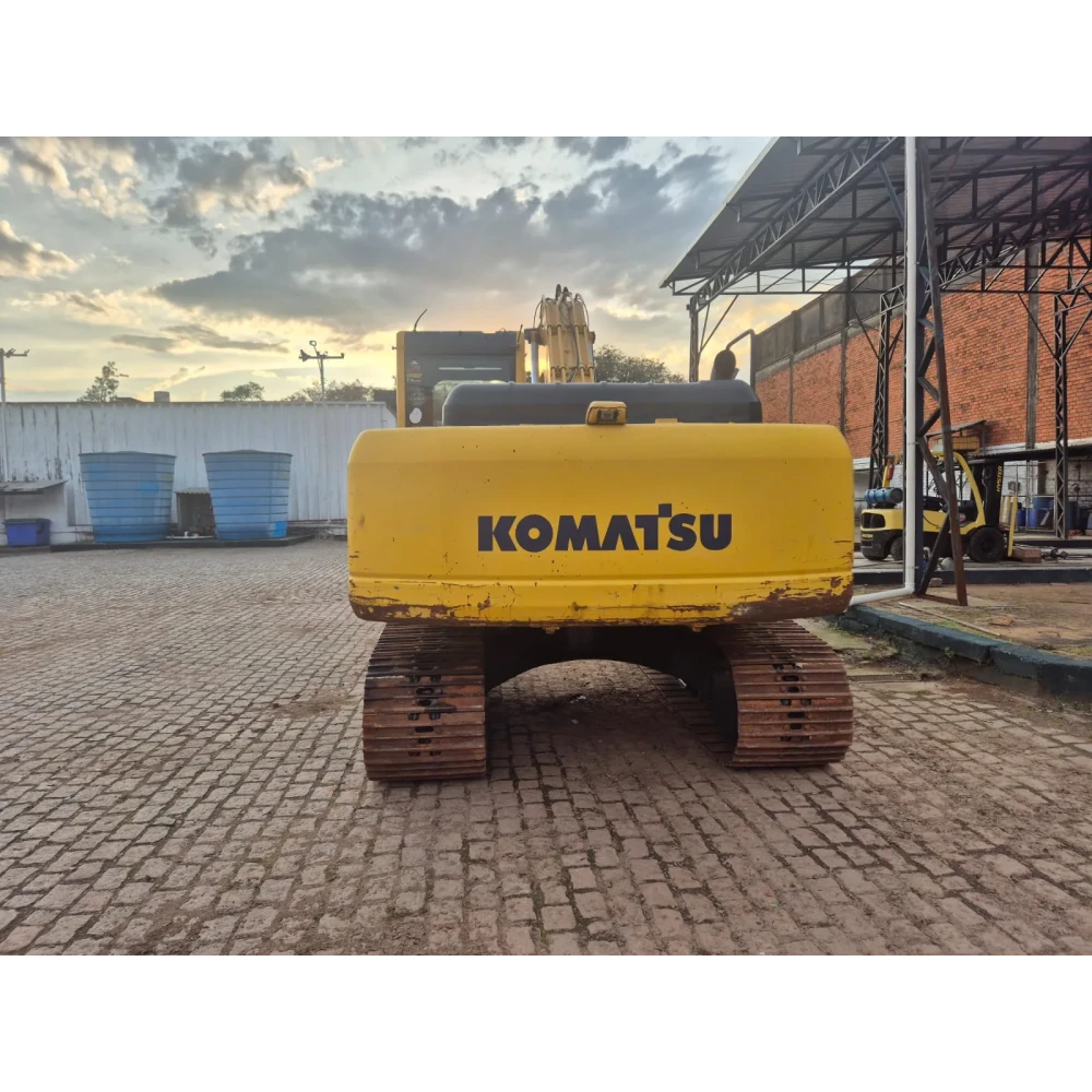 Escavadeira Hidráulica Komat'su - PC 200