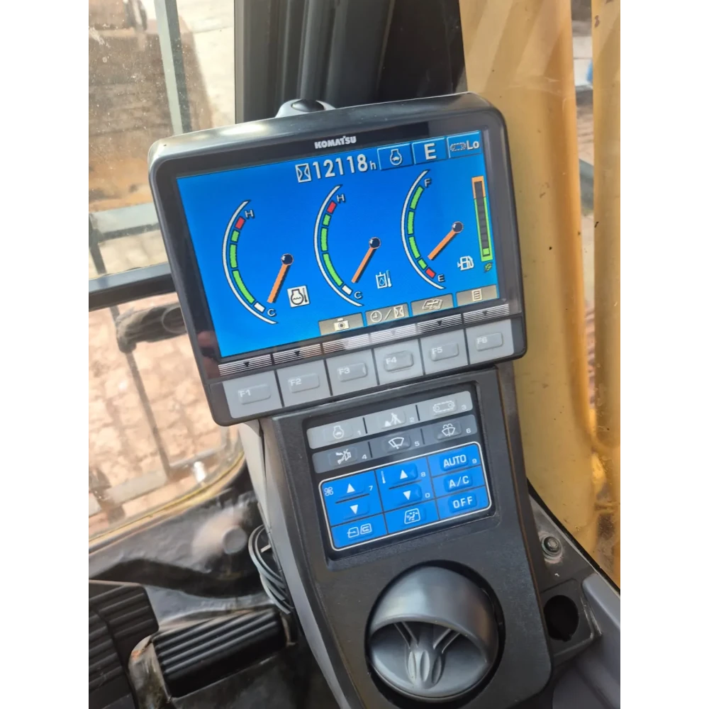 Escavadeira Hidráulica Komat'su - PC 200