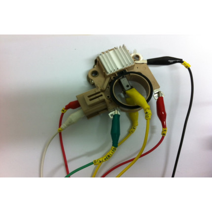 REGULADOR COMPATÍVEL MITSUBISHI L200/L300 04 G797 IK5772
