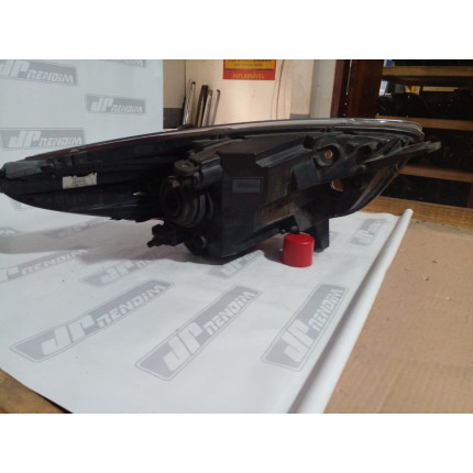 Farol Esquerdo Ford Ká Máscara Negra Fo-27 Ano 2014 2015 2016 2017 2018 - Usado