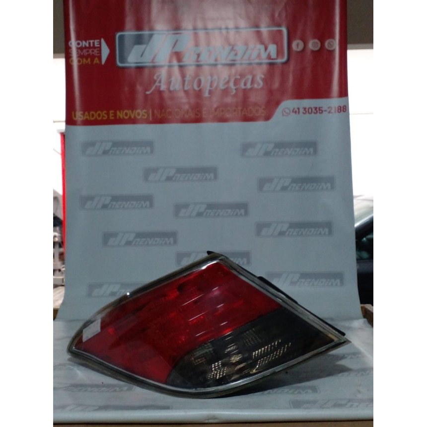 Lanterna Lado Esquerdo Chevrolet Prisma Fumê C-73 Ano 2013 2014 2015 2016 2017 2018 - Usado