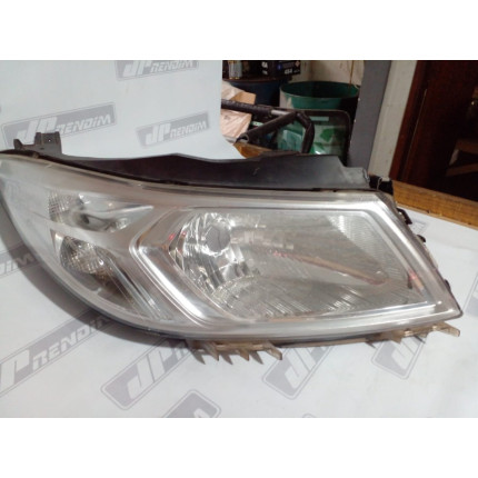 Farol Direito Chevrolet Ônix-Prisma Cromado C-27 Ano 2013 2014 2015 2016 2017 - Usado