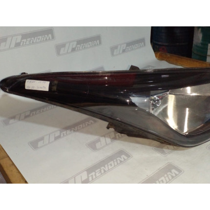 Farol Direito Hyundai HB20 Máscara Negra Hy-22 Ano 2013 2014 2015 2016 2017 2018 2019 Usado
