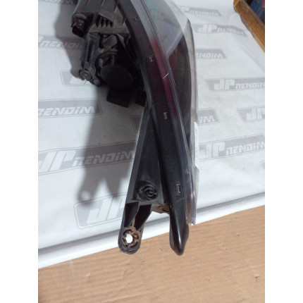 Farol Direito Hyundai HB20 Máscara Negra Hy-22 Ano 2013 2014 2015 2016 2017 2018 2019 Usado