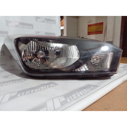 Farol Direito Hyundai HB20 Máscara Negra Hy-22 Ano 2013 2014 2015 2016 2017 2018 2019 Usado