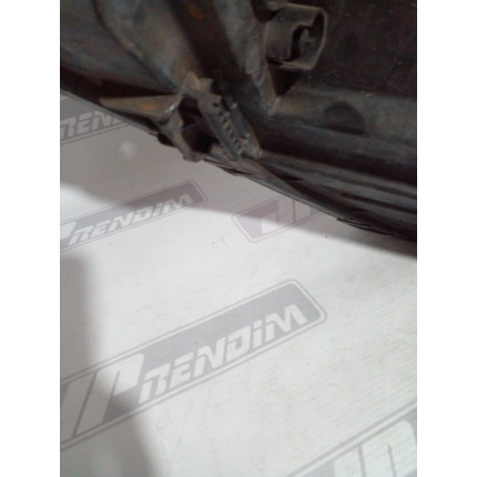 Farol Direito Hyundai HB20 Máscara Negra Hy-22 Ano 2013 2014 2015 2016 2017 2018 2019 Usado