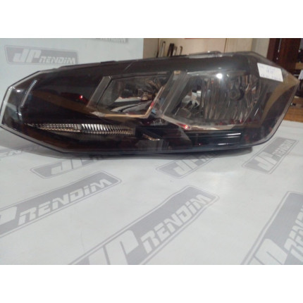 Farol Esquerdo VW Polo-Virtus Máscara Negra Vw-55 Ano 2018 2019 2020 2021 2022 - Usado