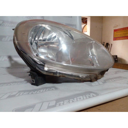 Farol Direito Nissan March N-13 Ano 2010 2011 2012 2013 - Usado