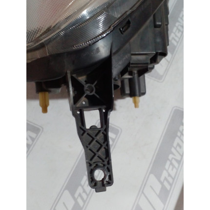 Farol Esquerdo Nissan March N-14 Ano 2011 2012 2013 2014 2015 - Usado