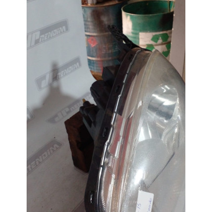 Farol Esquerdo Nissan March N-14 Ano 2011 2012 2013 2014 2015 - Usado