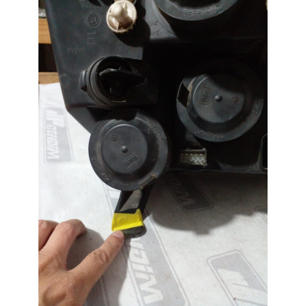 Farol Esquerdo Chevrolet Meriva C-71 Ano 2003 2004 2005 2006 2007 2008 2009 2010 2011 2012 - Usado