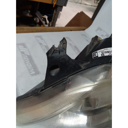 Farol Esquerdo Chevrolet Meriva C-71 Ano 2003 2004 2005 2006 2007 2008 2009 2010 2011 2012 - Usado