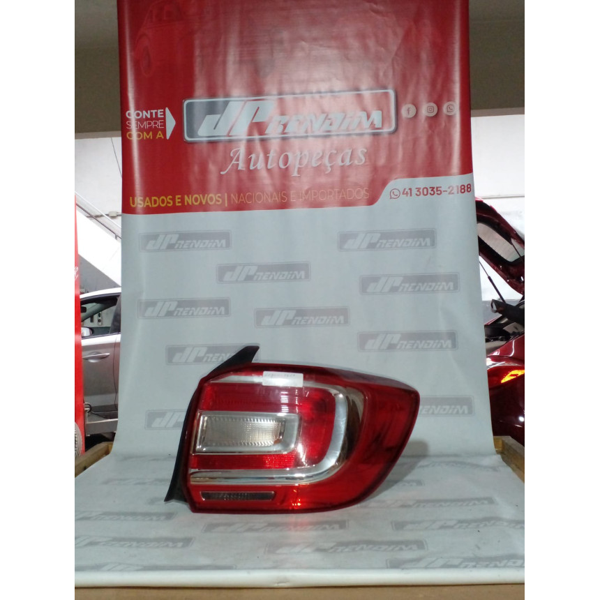 Lanterna Lado Direito Renault Logan Re-34 Ano 2014 2015 2016 2017 - Usado