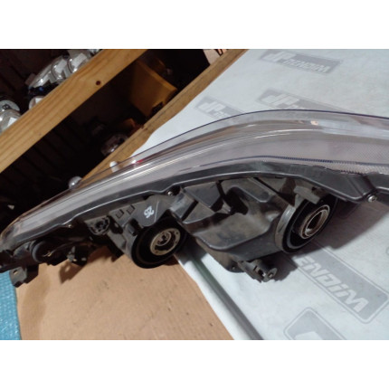 Farol Direito Toyota Yaris com Led T-36 Ano 2018 2019 2020 - Usado
