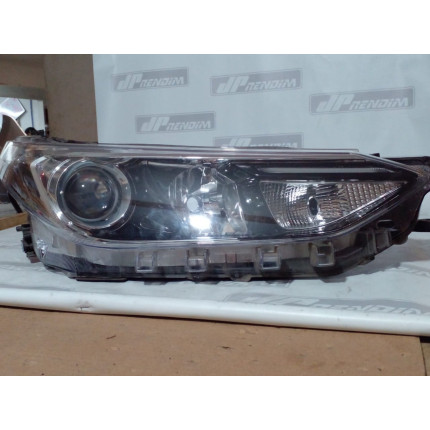 Farol Direito Toyota Yaris com Led T-36 Ano 2018 2019 2020 - Usado