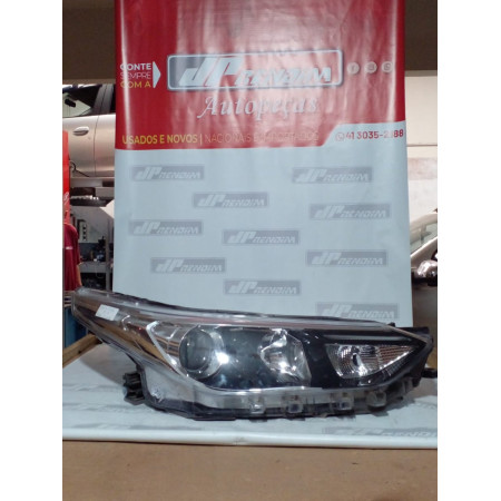 Farol Direito Toyota Yaris com Led T-36 Ano 2018 2019 2020 - Usado