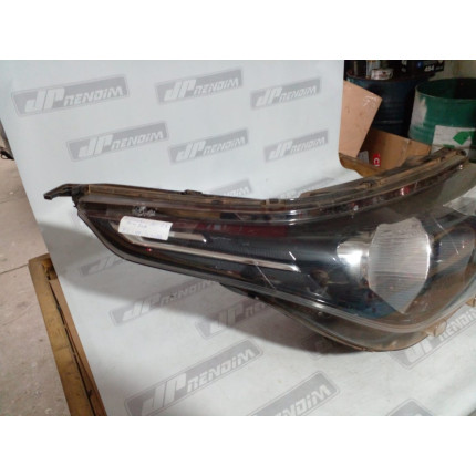 Farol Direito Fiat Strada sem Led Fi-49 Ano 2020 2021 2022 2023 - Usado