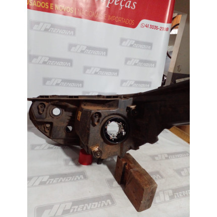 Farol Direito Fiat Strada sem Led Fi-49 Ano 2020 2021 2022 2023 - Usado