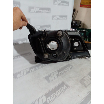 Farol Esquerdo Renault Kwid Re-48 Ano 2018 2019 2020 2021 2022 - Usado