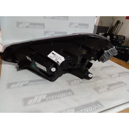 Farol Direito VW Nivus Mácara Negra com Led Vw-59 Ano 2021 2022 - Usado