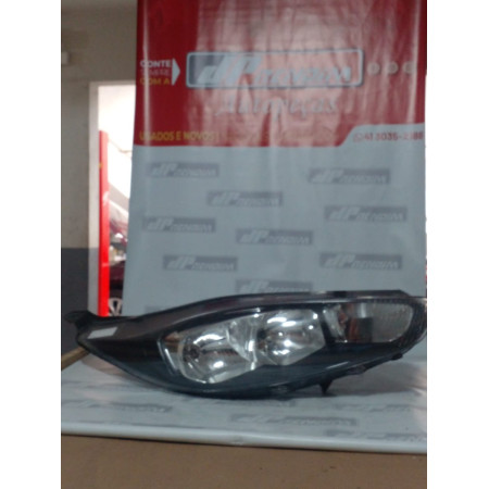 Farol Direito Ford New Fiesta Máscara Negra Fo-44 Ano 2013 2014 2015 2016 2017 2018 2019 - Usado