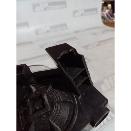 Farol de Milha Esquerdo Chevrolet Ágile-Montana-Vectra C-04 Ano 2006 2007 2008 2009 2010 2011 2012 2013 - Usado