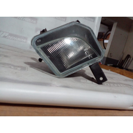 Farol de Milha Direito Chevrolet Zafira C-16 Ano 2004 2005 2006 2007 2008 2009 2010 2011 - Usado