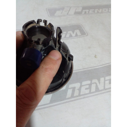 Farol de Milha Renault Sandero-Logan p/ Ambos os Lados Re-02 Ano 2002 2003 2004 2005 2006 2007 2008 2009 2010 a 2013 - Usado