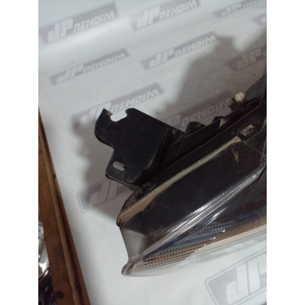 Farol Esquerdo Ford Ká Máscara Negra Fo-49 Ano 2015 2016 2017 - Usado