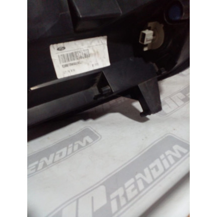 Farol Esquerdo Ford Ká Máscara Negra Fo-49 Ano 2015 2016 2017 - Usado