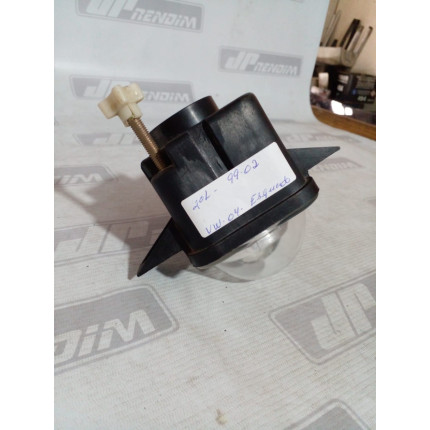 Farol de Milha Esquerdo VW Gol Vw-04 Ano 1999 2000 2001 2002 - Usado