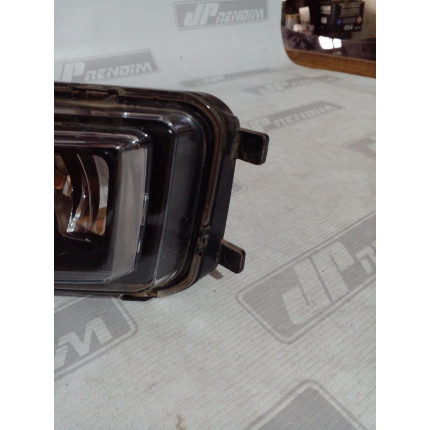Farol de Milha Esquerdo VW Amarok Vw-06 Ano 2016 2017 2018 2019 2020 2021 - Usado