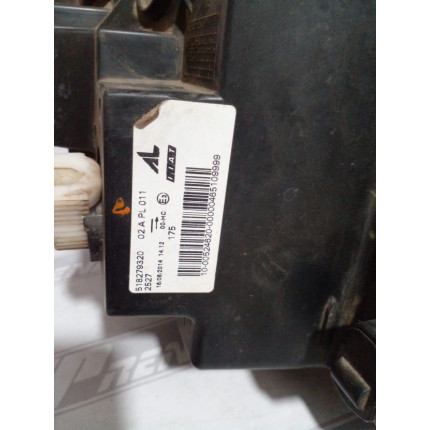 Farol Esquerdo Fiat Uno Way -Vivace Cromado Fi-52 Ano 2012 2013 2014 2015 - Usado