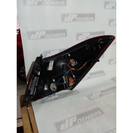 Lanterna Lado Esquerdo Chevrolet Prisma Fumê C-76 Ano 2017 2018 2019 - Usado