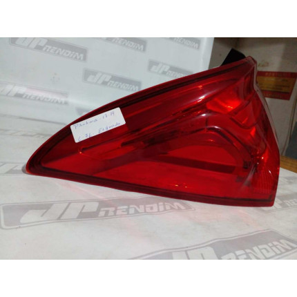 Lanterna Lado Esquerdo Chevrolet Prisma Fumê C-76 Ano 2017 2018 2019 - Usado