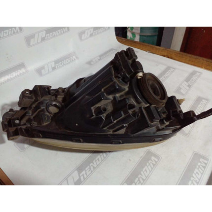 Farol Esquerdo Nissan March N-16 Ano 2011 2012 2013 2014 Usado