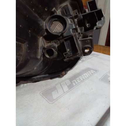 Farol Esquerdo Nissan March N-16 Ano 2011 2012 2013 2014 Usado