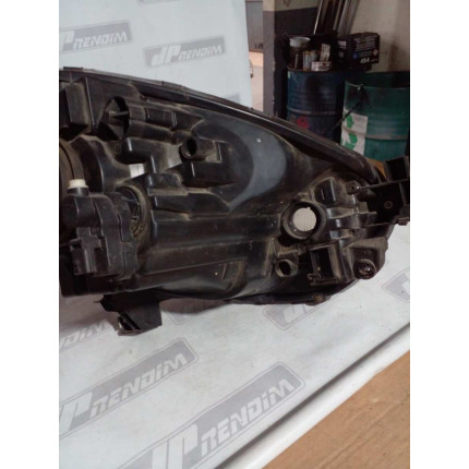 Farol Esquerdo Nissan March N-16 Ano 2011 2012 2013 2014 Usado