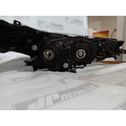 Farol Esquerdo Toyota Corolla c/ Led T-37 Ano 2017 2018 2019 2020 - Usado 