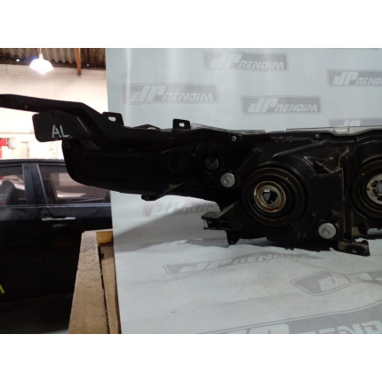 Farol Esquerdo Toyota Corolla c/ Led T-37 Ano 2017 2018 2019 2020 - Usado 