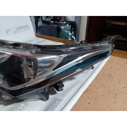 Farol Esquerdo Toyota Corolla c/ Led T-37 Ano 2017 2018 2019 2020 - Usado 