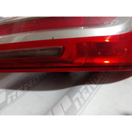 Lanterna Lado Direito Renault Logan Re-37 Ano 2014 2015 2016 2017 - Usado