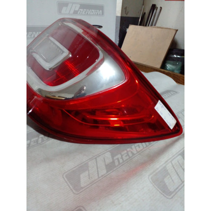 Lanterna Lado Direito Renault Logan Re-37 Ano 2014 2015 2016 2017 - Usado