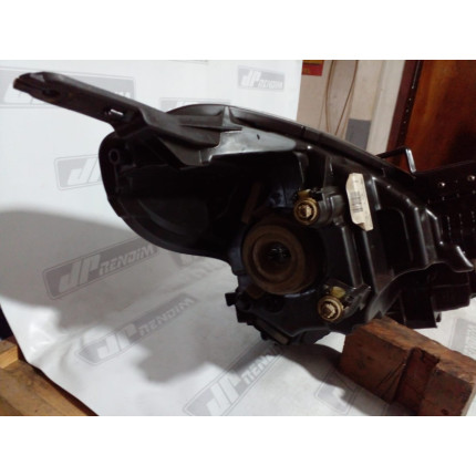 Farol Esquerdo Nissan Versa N-17 Ano 2015 2016 2017 2018 2019 2020 2021 - Usado