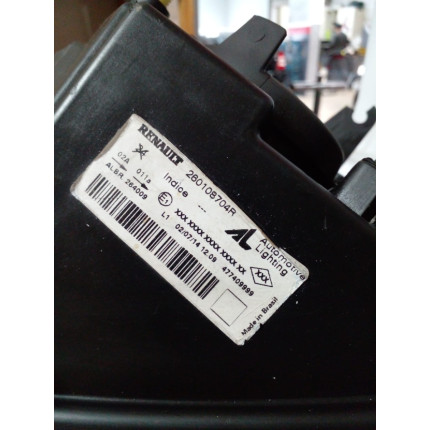 Farol Direito Renault Sandero-Logan Re-50 Ano 2014 2015 2016 2017 2018 2019 2020 - Usado