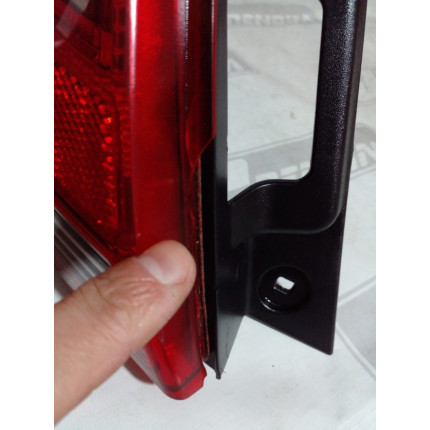 Lanterna Lado Esquerdo Chevrolet Prisma C-78 Ano 2017 2018 2019 - Usado