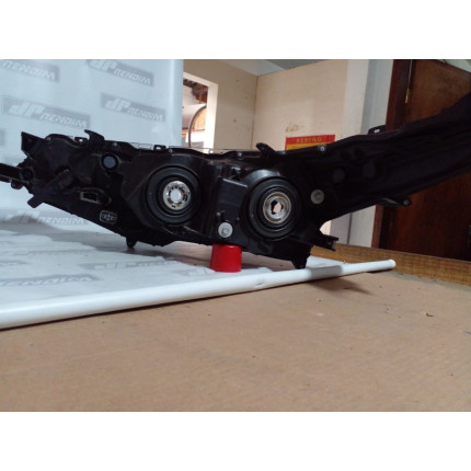 Farol Direito Toyota Corolla C/ Led T-01 Ano 2018 2019 - Usado
